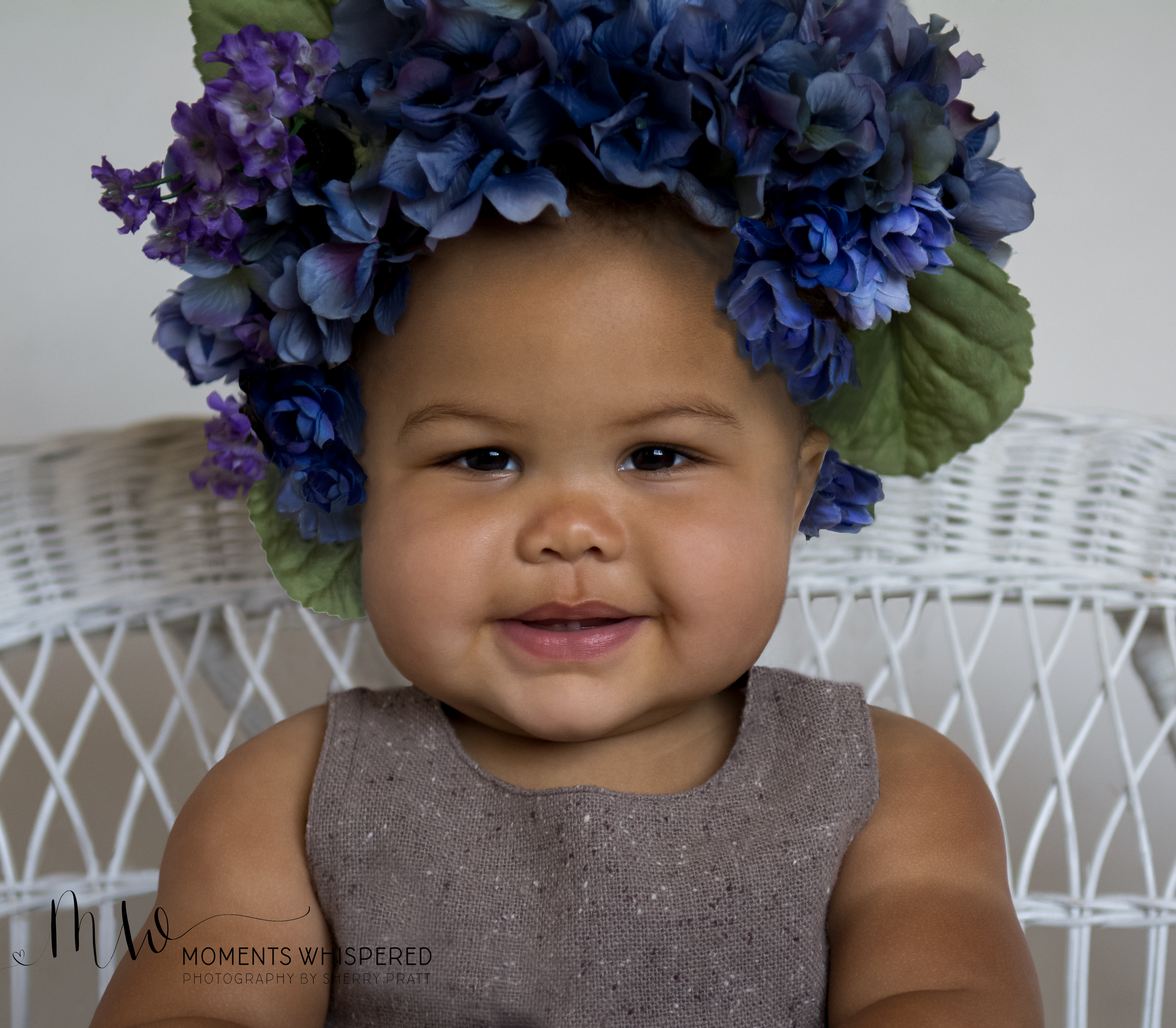 portrait, floral headpiece, crown, floral crown, little girl, photo, photo session,